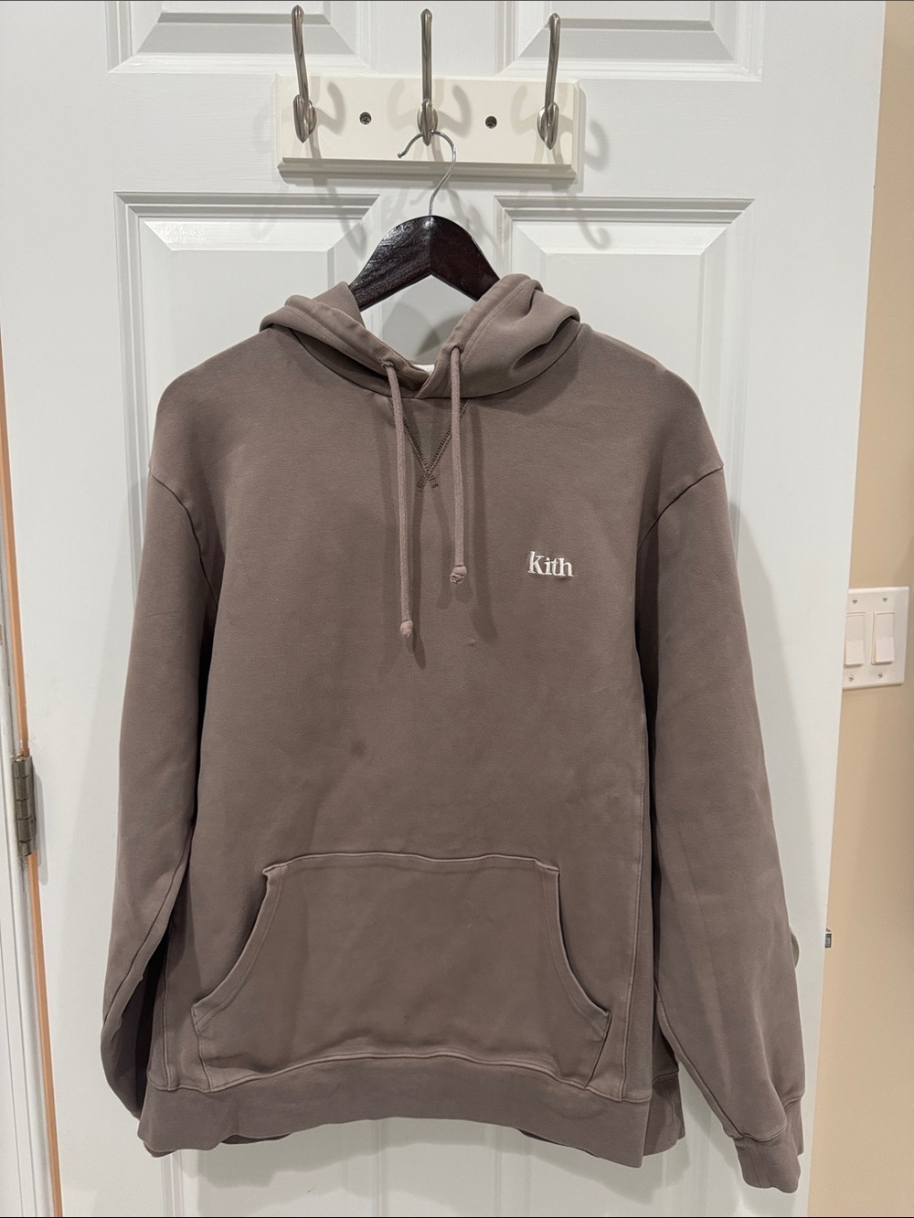 Kith Pullover Hoodie in Taupe Brown